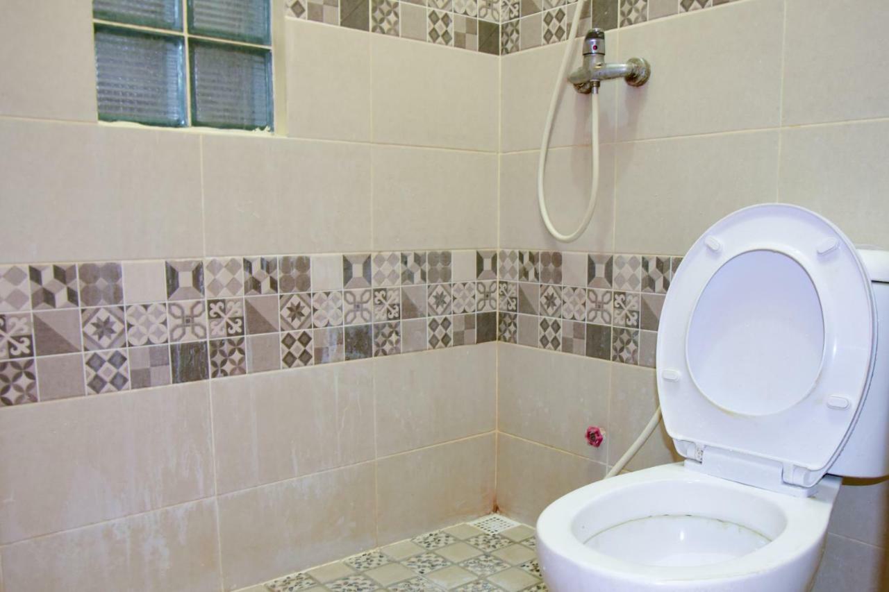 Hotel RedDoorz near Mangga Dua Square Dżakarta Zewnętrze zdjęcie
